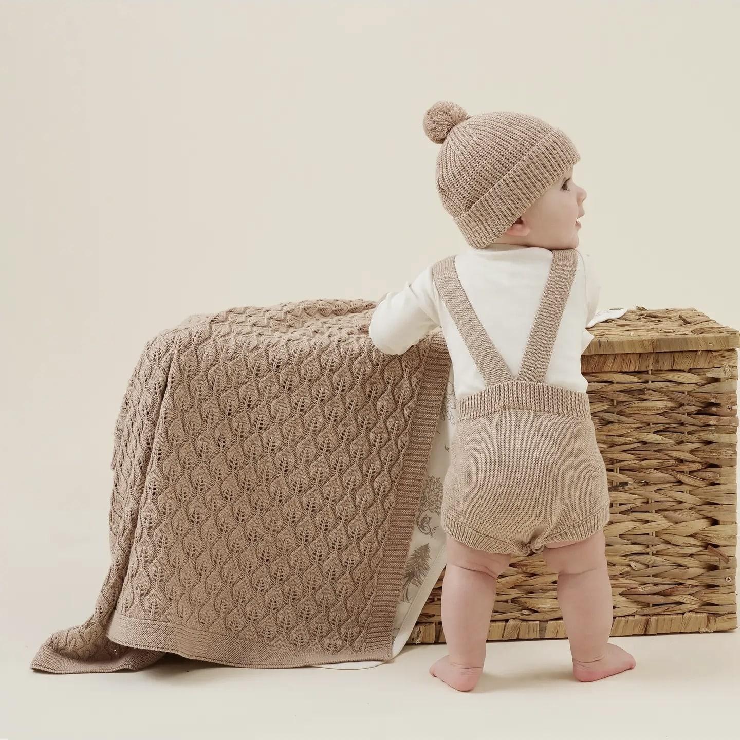 Taupe Leaf Knit Blanket